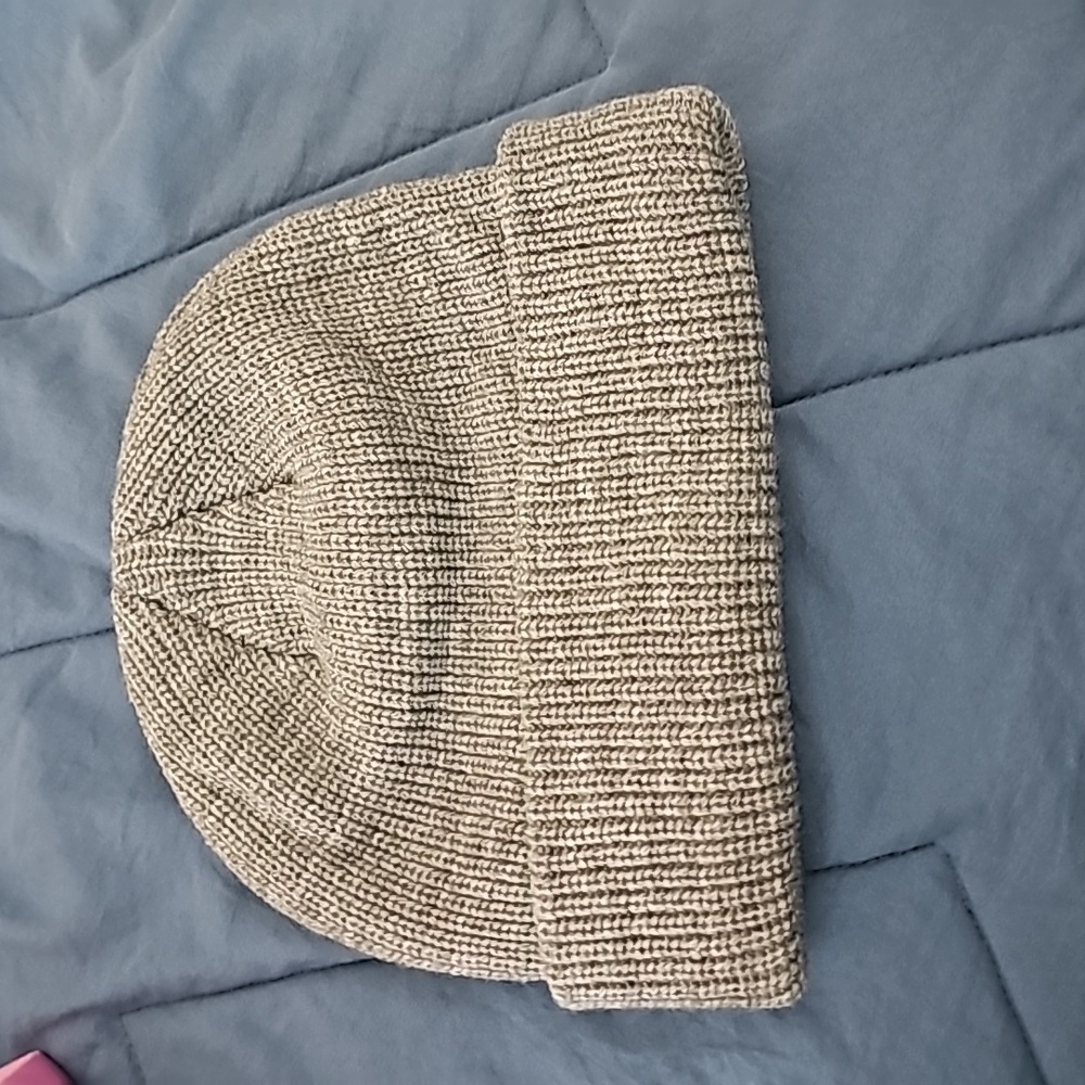 Volcom beanie - Picture 2 of 2